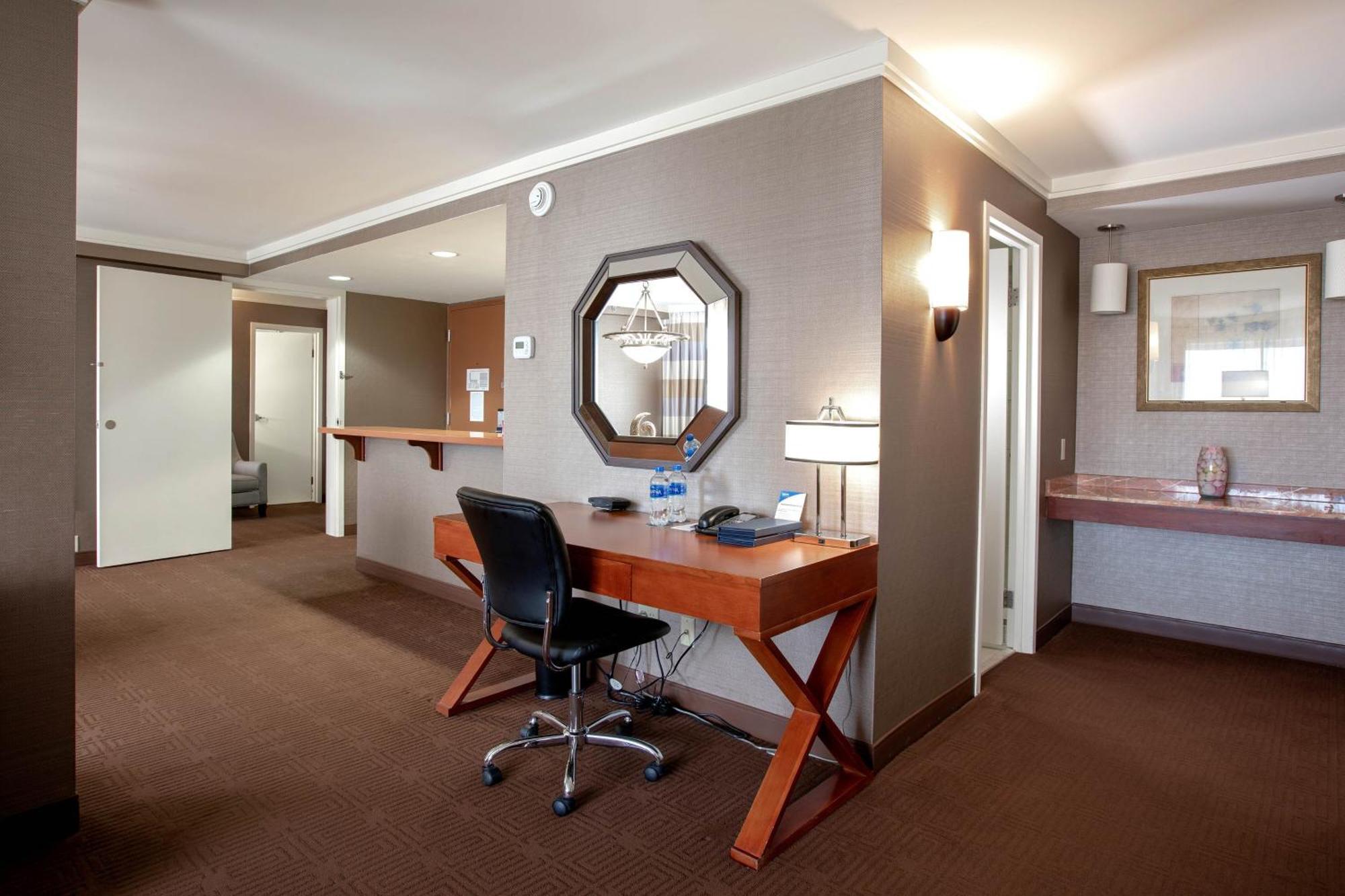 Sheraton Niagara Falls Exterior foto